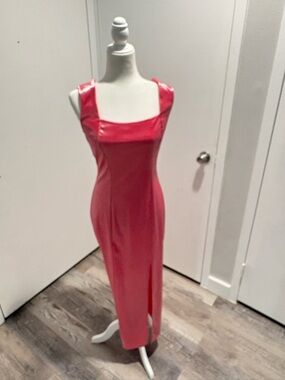 Sleek Pink Square-Neck Prom Dress